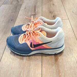 Women's Nike Running Shoes size 8.5